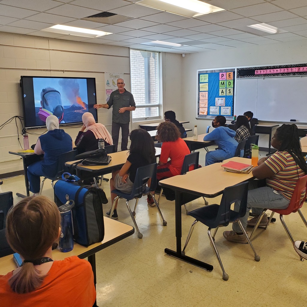 Timm Chapman is an internationally published award winning photographer. His images have been featured in publications all over the world including National Geographic Traveler, Terra, Arizona Highways, United Airlines' Hemispheres' magazine, Frommer's Travel Guides and others. He came to Pontiac to talk to our students who are interested in the Arts. He will be at Art on the Square in Belleville this weekend.